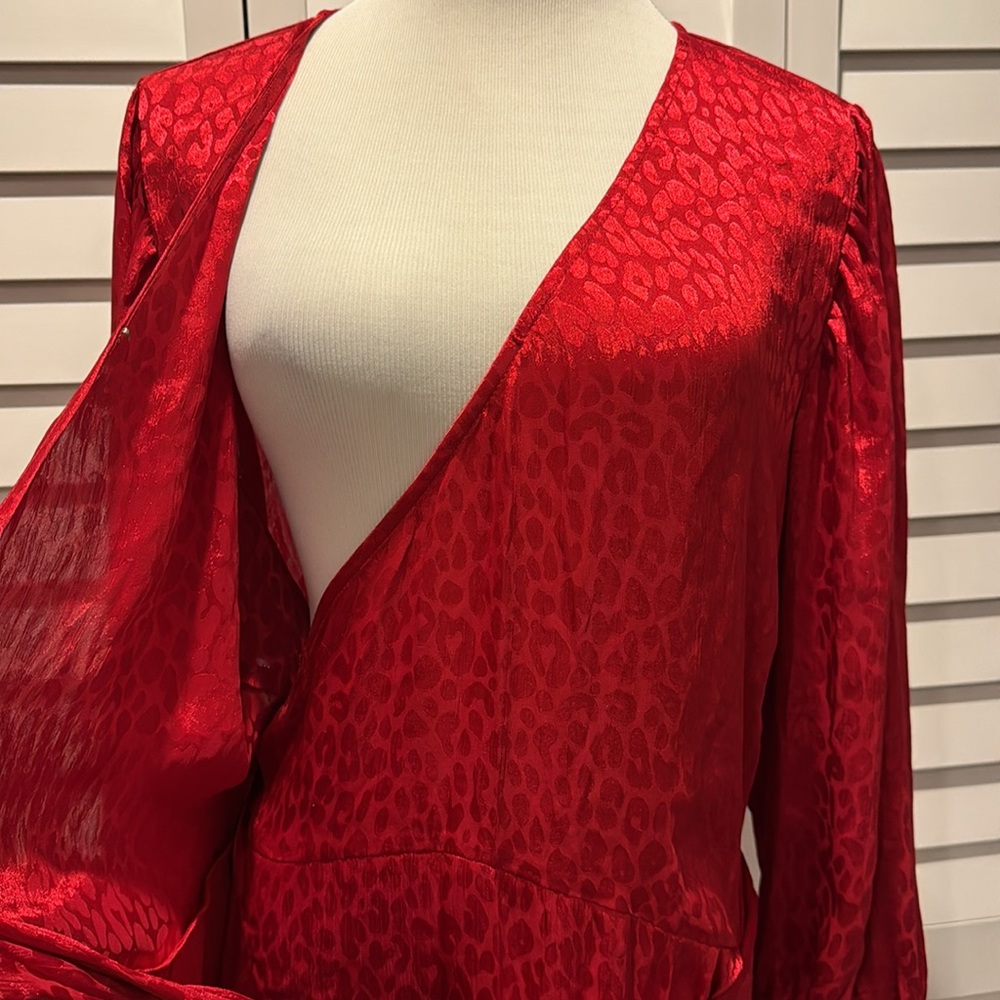 MICHAEL Michael Kors NWT Subtle Cheetah Print Wrapped V-Neck Midi Red Dress - Picture 12 of 13